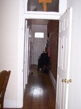 2832 N Calvert St in Baltimore, MD - Building Photo - Building Photo