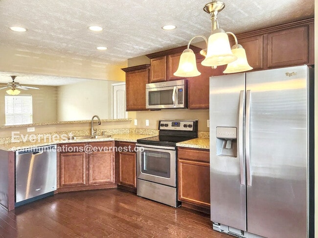 2104 Debonair Ln in Murfreesboro, TN - Building Photo - Building Photo