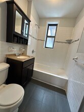 110 Glenwood Hill in Jersey City, NJ - Building Photo - Building Photo