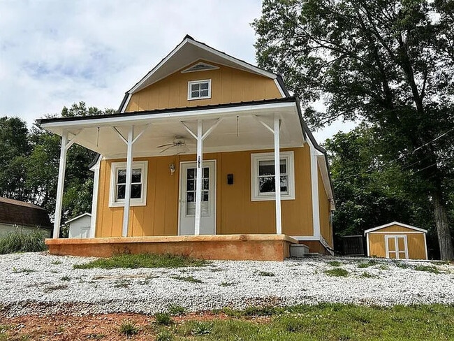property at 120 Perry Ln