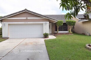 1673 NW 97th Terrace in Coral Springs, FL - Building Photo