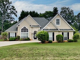 103 Cottonwood Pl in Stockbridge, GA - Building Photo