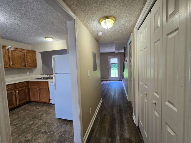 2100 Ringgold Ct in Clarksville, TN - Building Photo - Building Photo