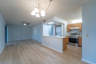 23 Catalonia Ct in St. Augustine, FL - Foto de edificio - Building Photo