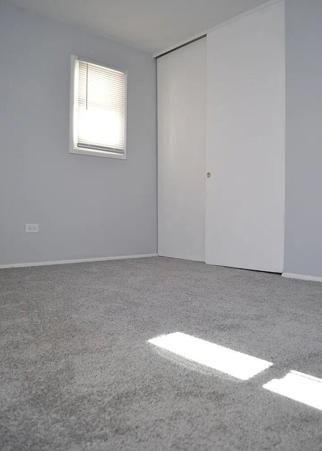 16456 George Dr in Oak Forest, IL - Building Photo - Building Photo