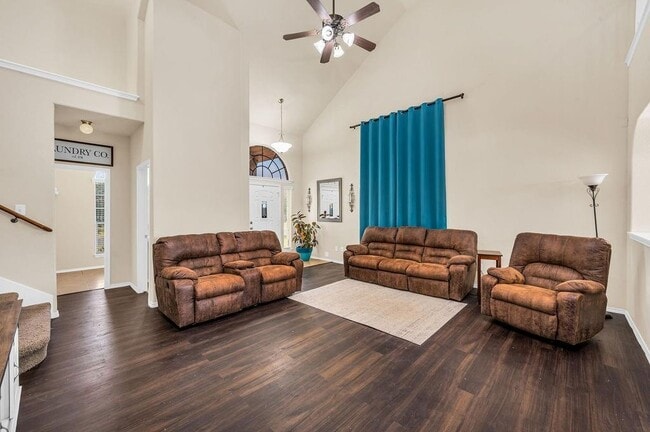 10228 Marigold Rd in Waco, TX - Foto de edificio - Building Photo