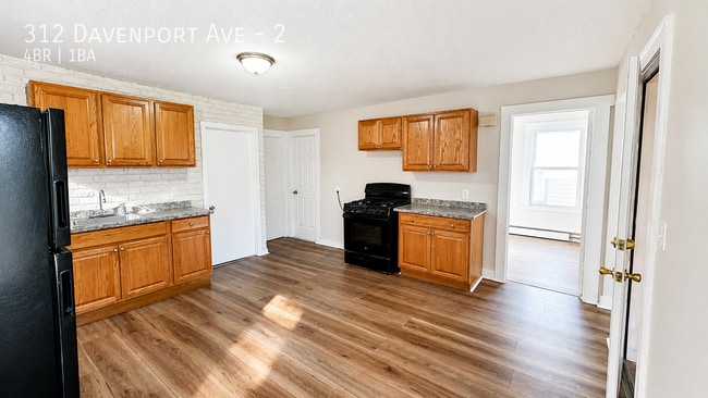 312 Davenport Ave