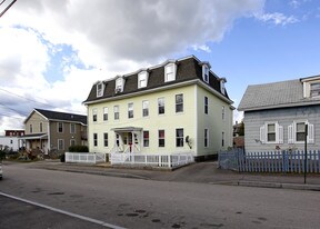 8-10 Dutton St in Manchester, NH - Building Photo