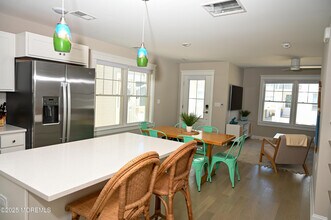 8 Shell Rd in Mantoloking, NJ - Building Photo - Building Photo