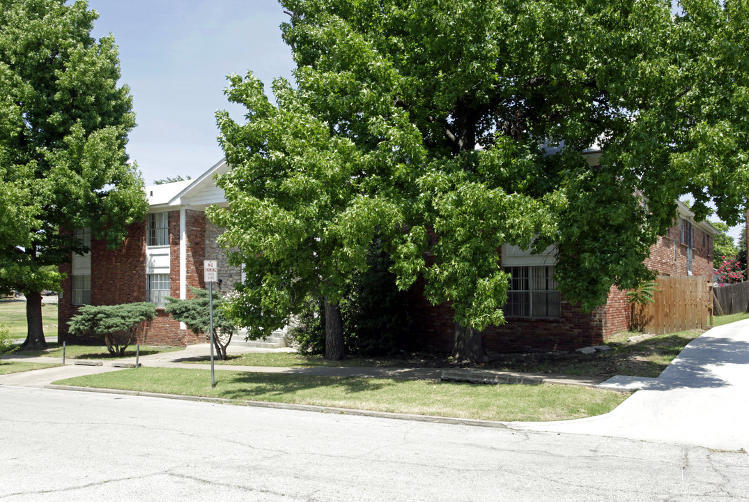 1201 S Rockford Ave in Tulsa, OK - Foto de edificio