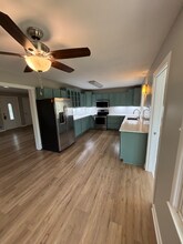 6629 Speaker Rd in Kansas City, KS - Building Photo - Building Photo