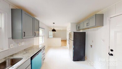 1510 Woodhill Ln in Charlotte, NC - Building Photo - Building Photo