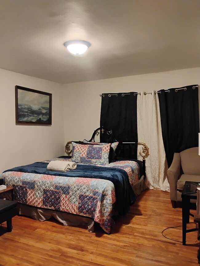 property at 569 W Broadway