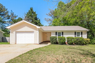 420 Willow Ct SE in Conyers, GA - Building Photo