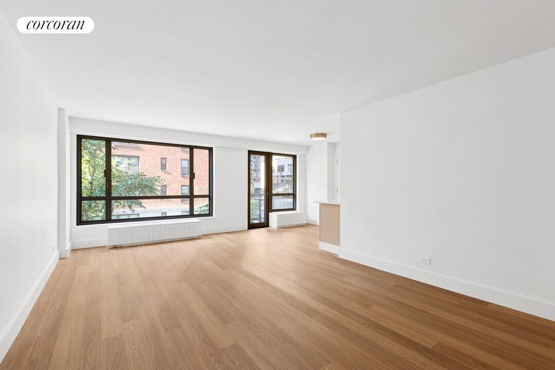 501 E 87th St in New York, NY - Building Photo