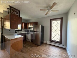 31 Illinois Ave in Somerville, MA - Building Photo - Building Photo