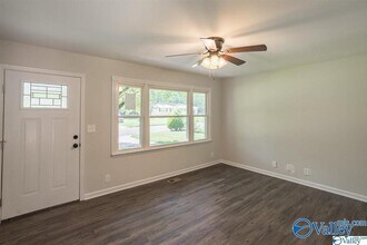 3508 Lois Ln NW in Huntsville, AL - Building Photo - Building Photo