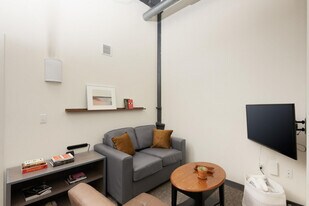 1125 N 9th St in Milwaukee, WI - Building Photo