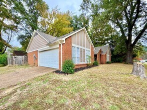 5334 Craigmont Dr in Memphis, TN - Building Photo - Building Photo