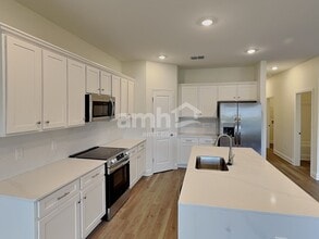 5970 Sycamore Pl St in St. Cloud, FL - Building Photo - Building Photo