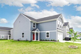 222 Lorraine Dr in Williamsburg, VA - Building Photo - Building Photo