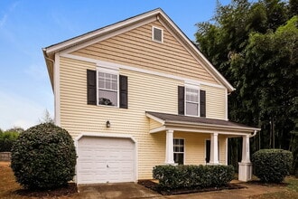 5104 Oak Pasture Ln in Charlotte, NC - Building Photo - Building Photo