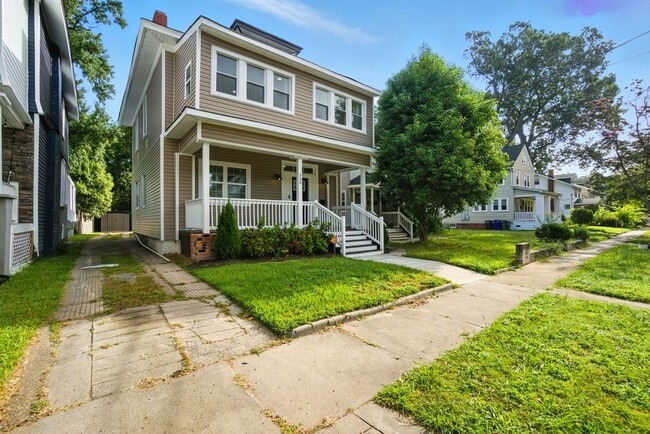 property at 530 Maryland Ave