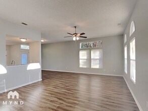 3013 Swanquarter Dr in Charlotte, NC - Foto de edificio - Building Photo