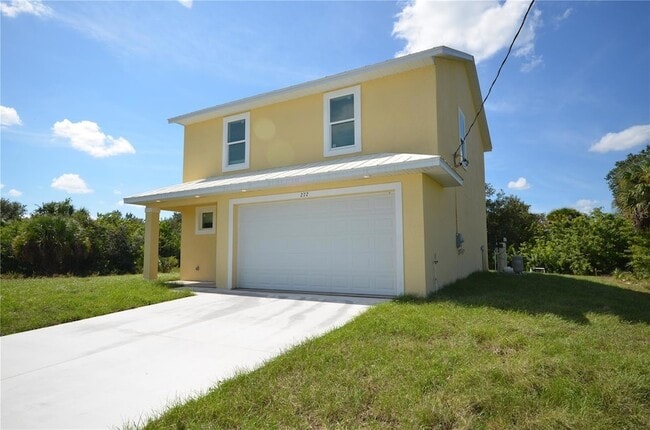 272 Pelton Cir in Port Charlotte, FL - Building Photo - Building Photo