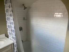 118 E Brookside St in Colorado Springs, CO - Foto de edificio - Building Photo