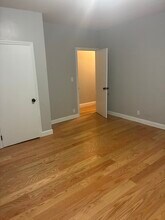 26 Read St in Lowell, MA - Foto de edificio - Building Photo