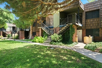 Riverwood in Carlsbad, NM - Foto de edificio - Building Photo