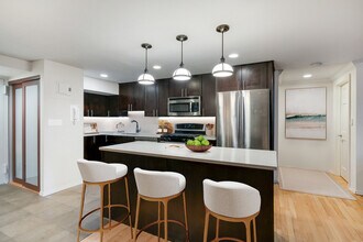 215 E 24th St in New York, NY - Building Photo - Building Photo