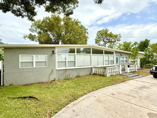 property at 6613 Orchard Dr N
