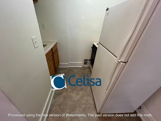 1013 Stophlet St, Unit 1 in Fort Wayne, IN - Building Photo - Building Photo