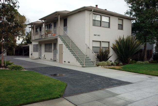 Emerson South Apartments in Palo Alto, CA - Building Photo - Building Photo