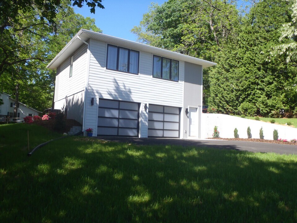 4316 Hilltop Rd in Harrisonburg, VA - Building Photo
