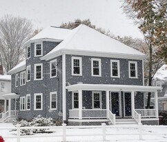 21 Courtland St, Unit 1 in Middleboro, MA - Building Photo