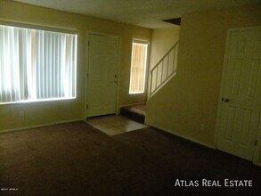 4828 W Orangewood Ave in Glendale, AZ - Building Photo - Building Photo