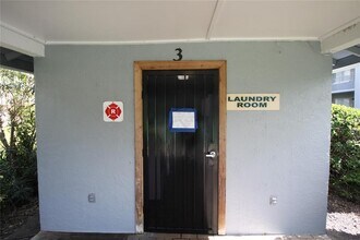 133 Oyster Bay Cir in Altamonte Springs, FL - Building Photo - Building Photo