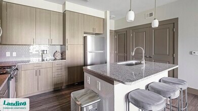 14805 Grisby Rd, Unit 226 in Houston, TX - Building Photo - Building Photo