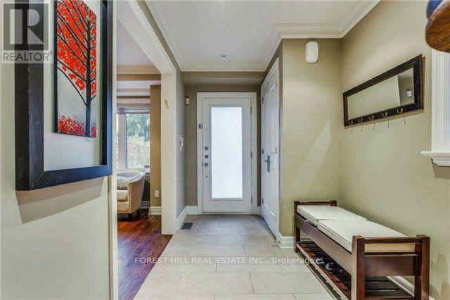 72 Fairleigh Crescent in Toronto, ON - Building Photo - Building Photo