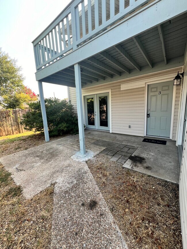 1814 Fox Run Dr in Lake Charles, LA - Building Photo - Building Photo