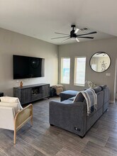 115 Via Rojas Dr in Horizon City, TX - Building Photo - Building Photo