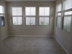 13507 Blue Lace tr in San Diego, CA - Building Photo - Building Photo