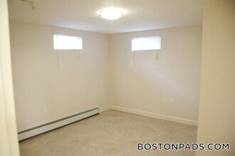5 Dragon Ct in Woburn, MA - Building Photo - Building Photo