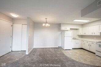 326 Progress Rd in Shelbyville, IN - Building Photo - Building Photo