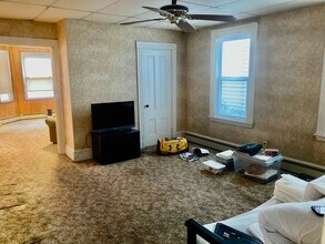18 Rossmore St in Somerville, MA - Building Photo - Building Photo