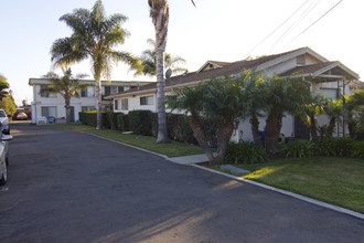 1147-1149 Grove Ave in Imperial Beach, CA - Building Photo - Building Photo