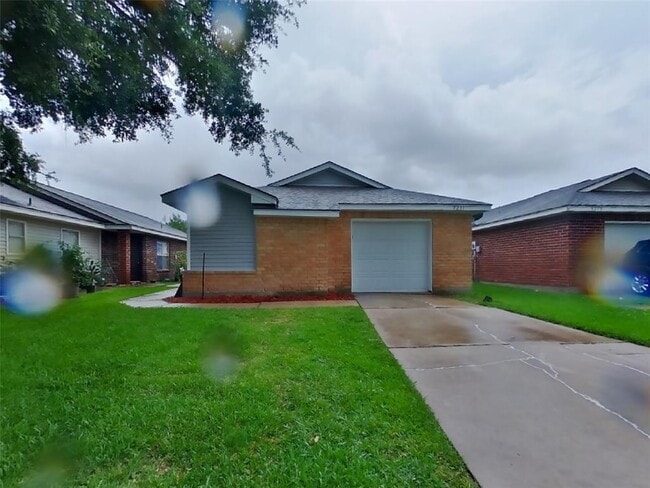 property at 3211 Kelling St